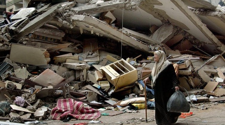 الأشغال بغزة تعلن صرف دفعة مالية للمتضررين من عدوان 2021