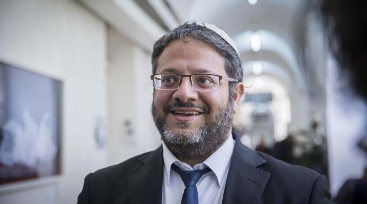 "بن غفير"يعتزم خصم اموال جديدة من السلطة الفلسطينية