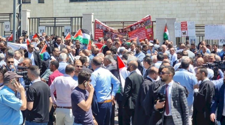 نقابة المحامين تعلن تعليق العمل الشامل أمام كافة المحاكم غداً