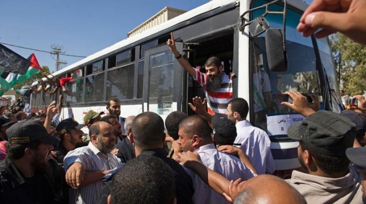 حماس:  نعمل كل ما بوسعنا لتحرير الأسرى