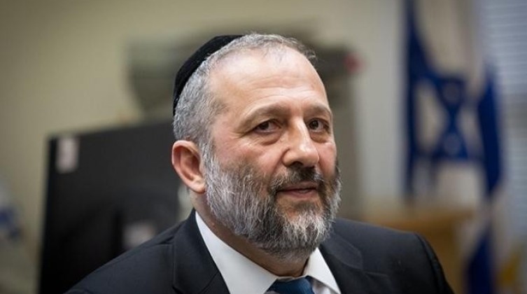 "نتنياهو" يقيل درعي اليوم من منصبه الحكومي  بعد 26 يومًا من التعيين