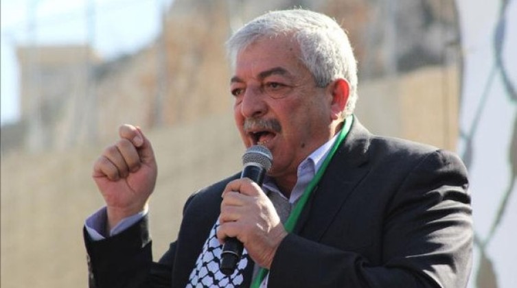 العالول يعلق على قرار سحب تصريحه من الدخول إلى إسرائيل