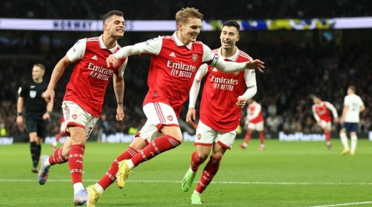 بالفيديو: أهداف أرسنال في شباك توتنهام بالدوري الإنجليزي