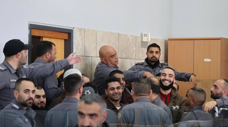 محكمة الاحتلال تقرر تأجيل النظر في استئناف الحكم على أسرى "نفق الحرية"