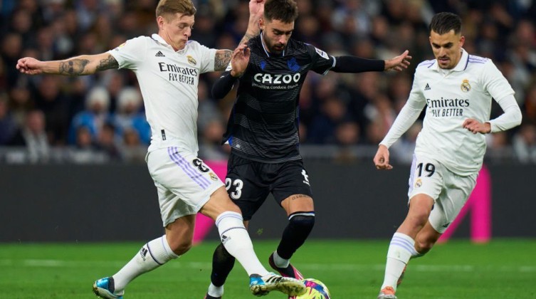 ريال مدريد يسقط في فخ التعادل السلبي أمام ريال سوسيداد في الدوري الإسباني