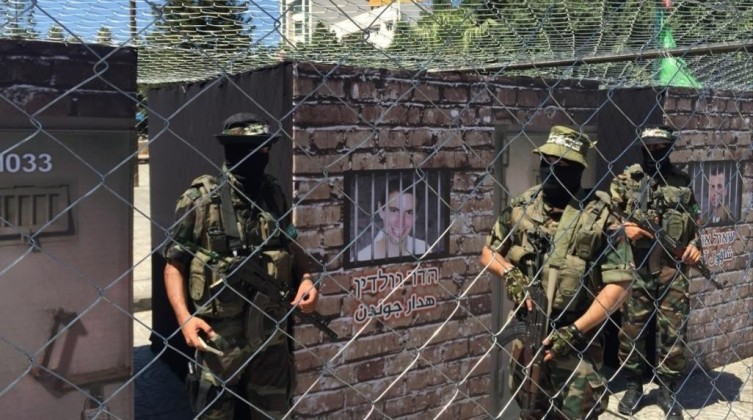 الجيش الإسرائيلي: الفيديو الذي نشرته حماس يبدو أنه فعلًا لأبراهام