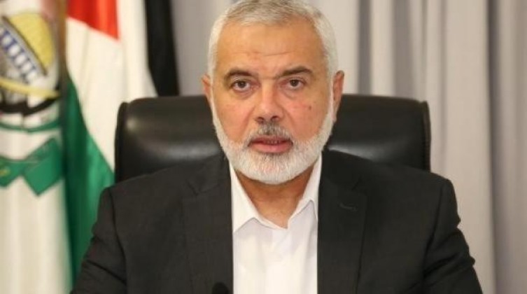 مسؤول إيراني يهاتف إسماعيل هنية