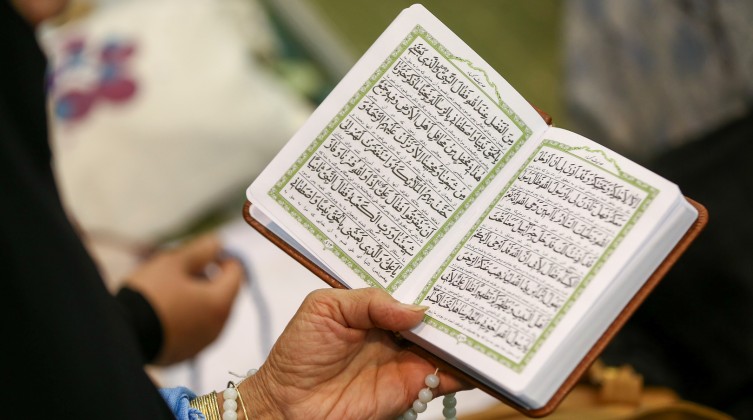 الشرطة ترفض اعطاء اذن لحرق القران الكريم أمام سفارة دولة عربية في السويد