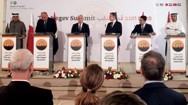 توقعات بتأجيل "منتدى النقب" بسبب التصعيد الإسرائيلي