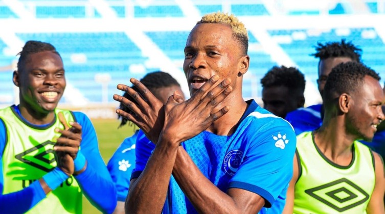 الهلال يضغط الأهلي أمام صن داونز بفوزه على القطن في الكاميرون