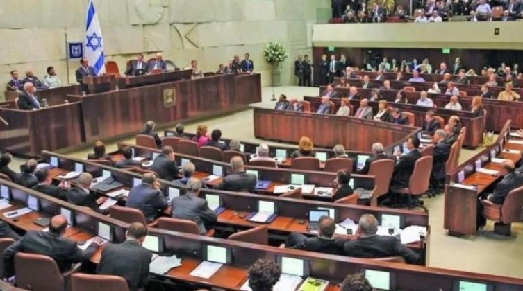 "الكنيست" يصادق بالقراءة التمهيدية على حرمان الأسرى من العلاج