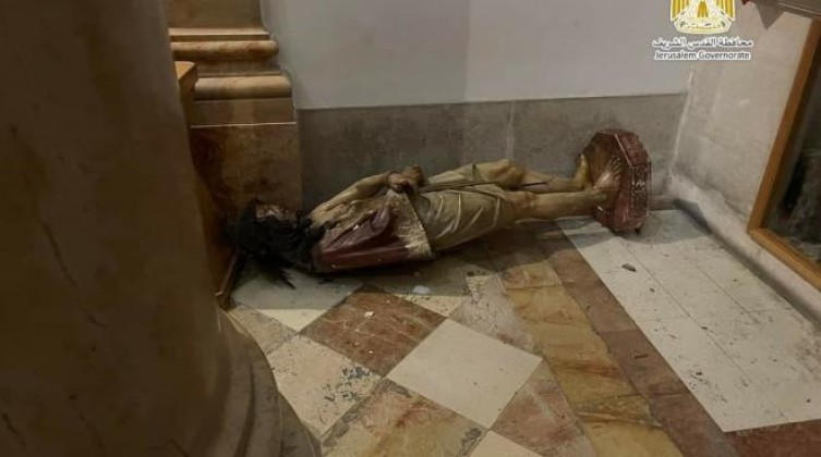 حماس تدين الاعتداء على كنيسة "حبس المسيح" في القدس