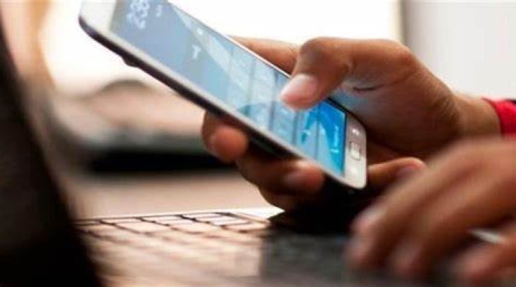 نقابة الموظفين بغزة تطلق تطبيقها الإلكتروني "نقابة"