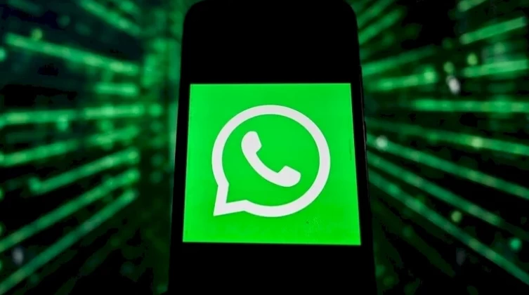 خلل يعيق عمل تطبيق واتس آب للمراسلة