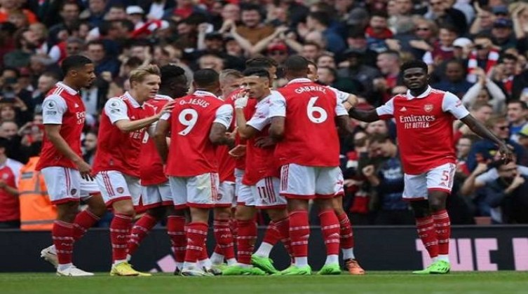 بالفيديو: أرسنال يسقط في فخ التعادل أمام برينتفورد بالدوري الإنجليزي