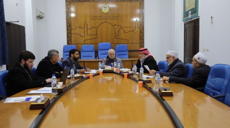 "الشريعي بغزة" يعقد اجتماع لبحث عدداً من مشاريع القوانين