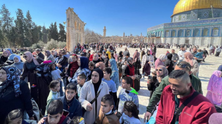 بالفيديو والصور: إحياء ذكرى الإسراء والمعراج في المسجد الأقصى