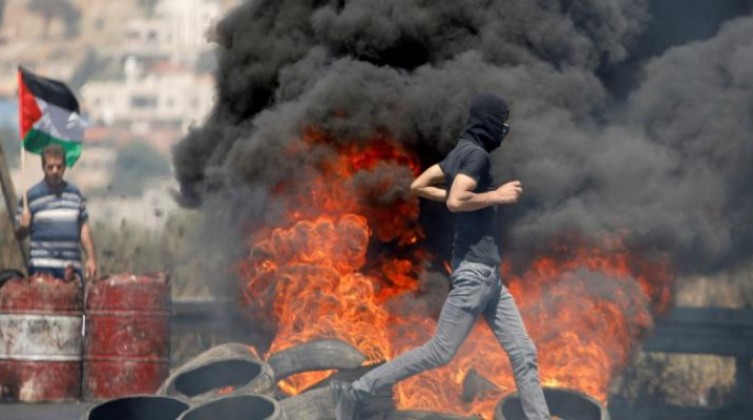 هآرتس: : الوضع في الضفة وصل لنقطة الغليان ومن الصعب إخماده