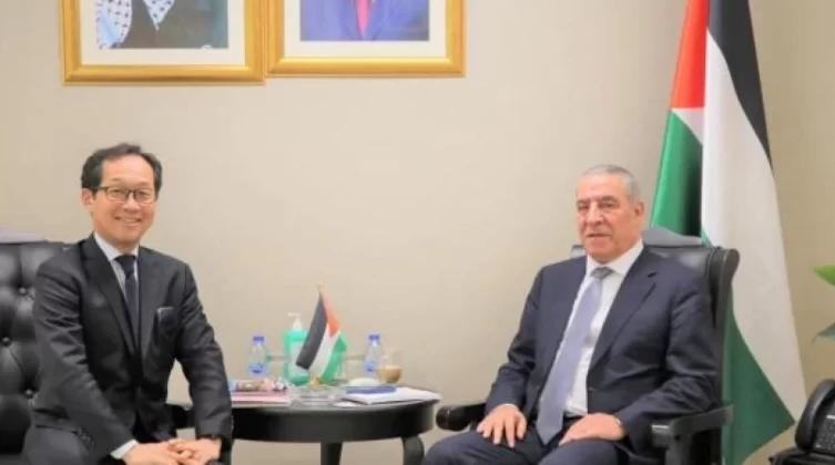 تفاصيل اجتماع الشيخ مع ممثل اليابان لدى فلسطين