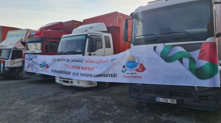 بالصور: قافلة إغاثة فلسطينية تتحرك من إسطنبول لمناطق الزلزال