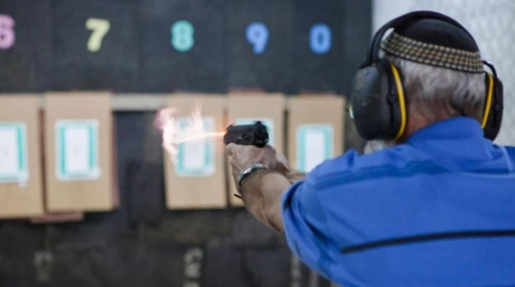 بدء تطبيق خطة بن غفير لتسليح آلاف الإسرائيليين