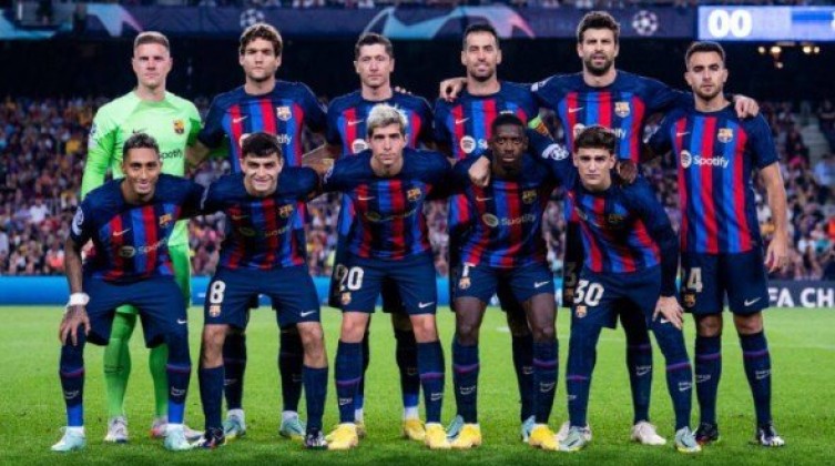 تعرف على تشكيل برشلونة أمام ريال مدريد في الدوري الإسباني