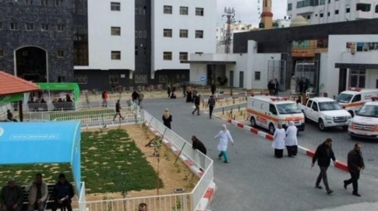 "الصحة" بغزة تعلن البدء بمشروع ترميم مركز الفلاح الصحي