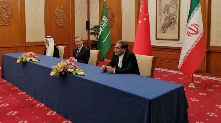 لابيد يعلق على الاتفاق الإيراني السعودي