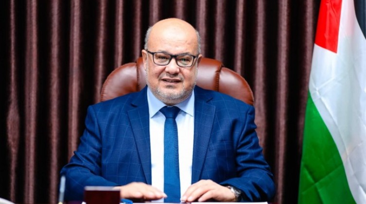 الدعاليس: "بنك الوقف الفلسطيني سيرى النور قريبًا"