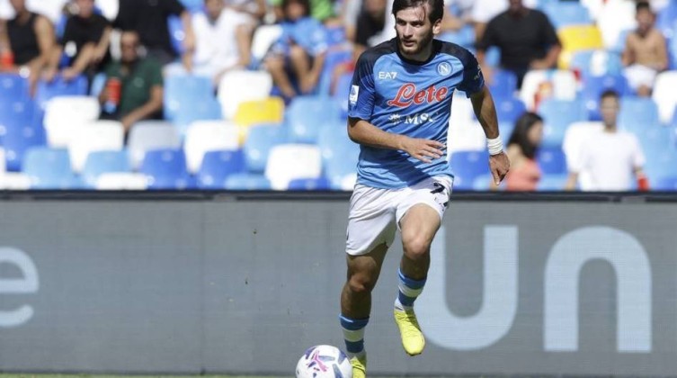 ريال مدريد يقترب من ضم نجم نابولي الإيطالي