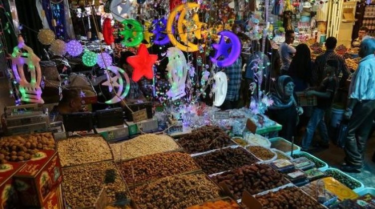 الاقتصاد بغزة تنشر القائمة الاسترشادية للمواد الأساسية للمستهلك