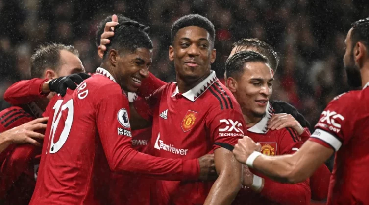 بالفيديو: مانشستر يونايتد يقلب الطاولة على وست هام ويبلغ ربع نهائي كأس الاتحاد الإنجليزي