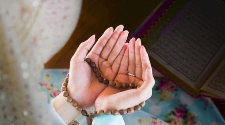 دعاء رابع يوم في رمضان.. "اللهم أسألك نعيما لا ينفد"