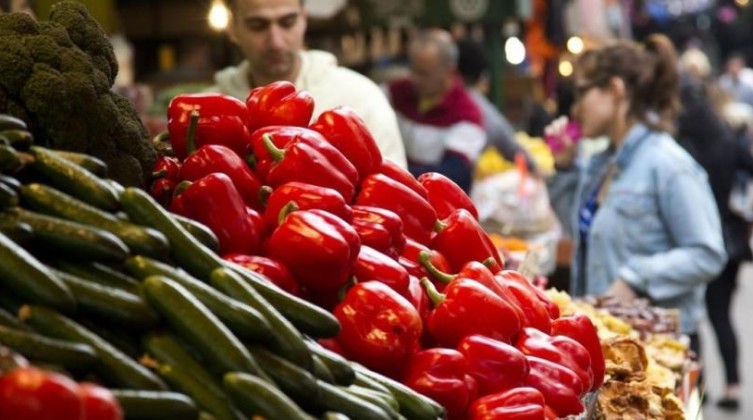 أسعار الخضروات والدجاج واللحوم في أسواق غزة