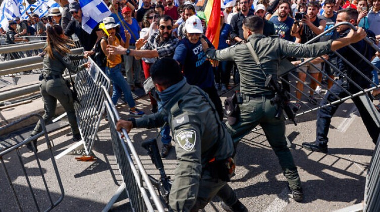 إستطلاع إسرائيلي: دعم واسع لرفض جنود الاحتياط الأوامر العسكرية