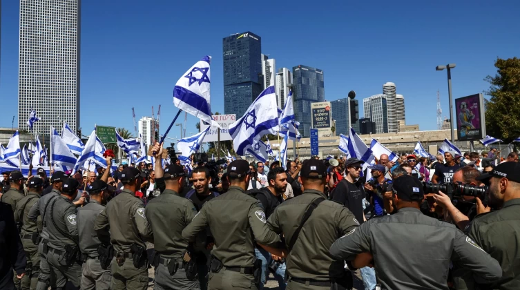 دعوات لمظاهرات قرب مطار بن غوريون لعرقلة سفر نتنياهو إلى برلين