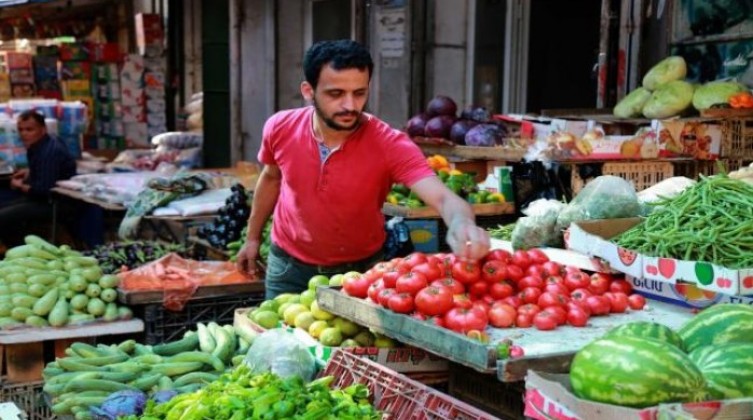 الزراعة بغزة توضح بشأن فرض ضرائب جديدة على التجار