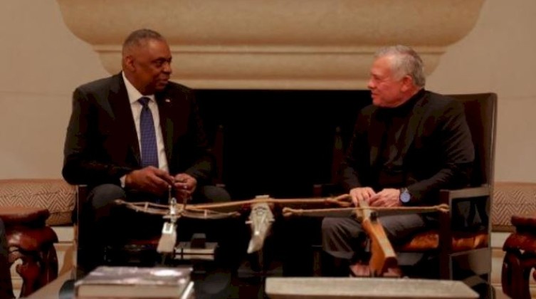 تفاصيل لقاء الملك عبدالله الثاني مع وزير الدفاع الأمريكي