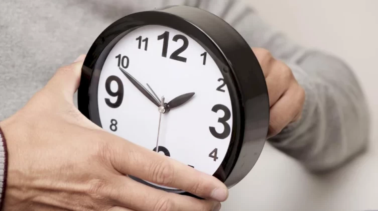 موعد بدء العمل بالتوقيت الصيفي في إسرائيل