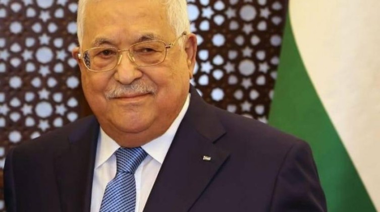 الرئيس عباس يهنئ شعبنا والأمتين العربية والإسلامية بحلول شهر رمضان