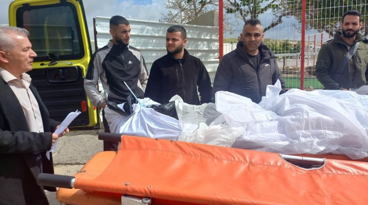 الشؤون المدنية تتسلم جثمان الأسير الشهيد أحمد أبو علي