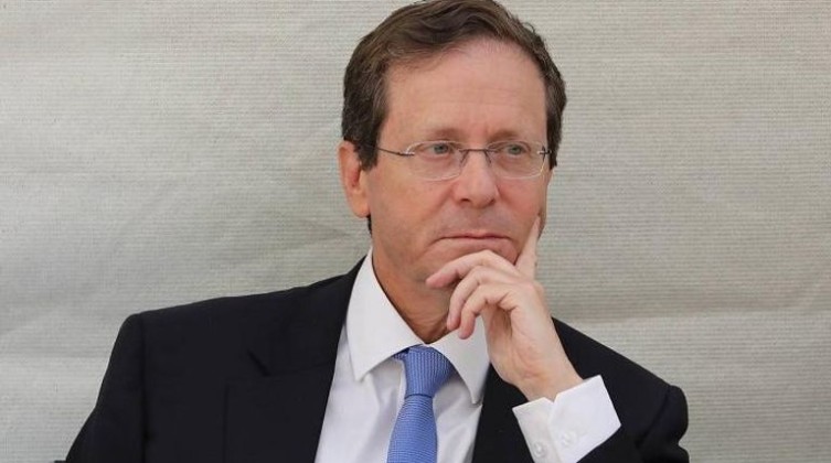 هرتسوغ: ما يجري كارثة حقيقية وإسرائيل تنهار أمام عيني