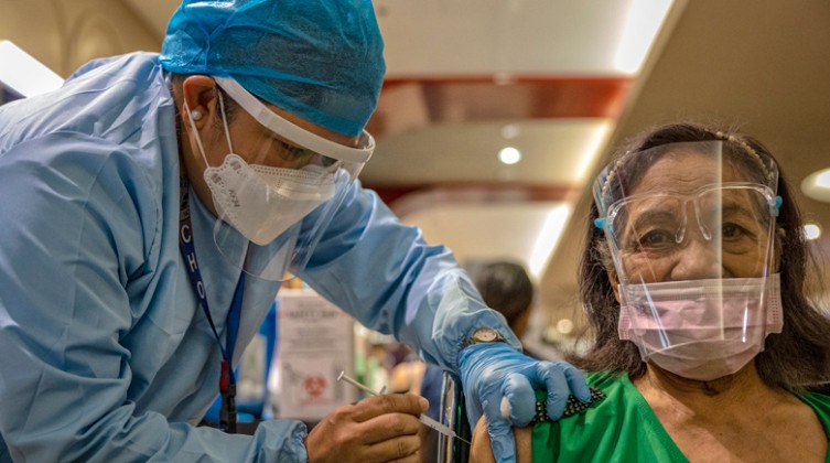 "الصحة العالمية": كورونا ستصبح شبيهة بالإنفلونزا الموسمية