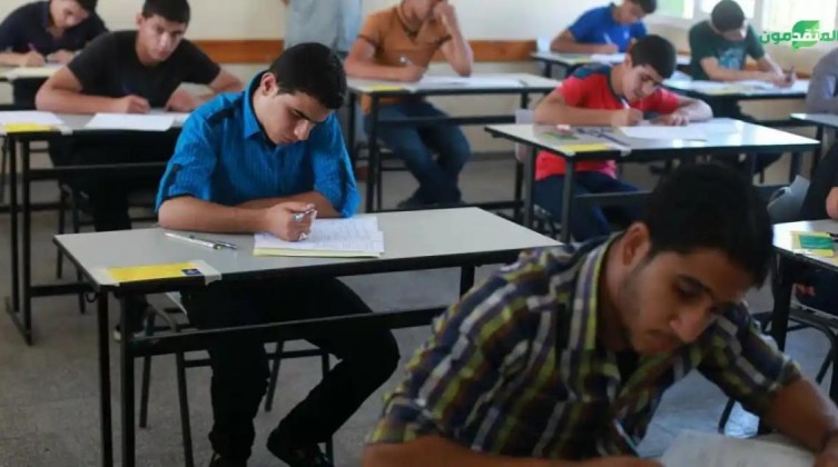 التعليم توضح حقيقة تأجيل امتحانات الثانوية العامة