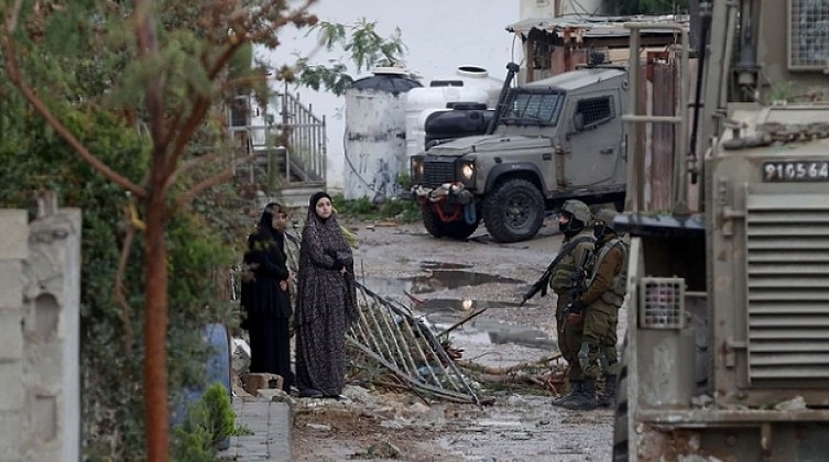 قوات الاحتلال تواصل حصار أريحا لليوم الثالث على التوالي