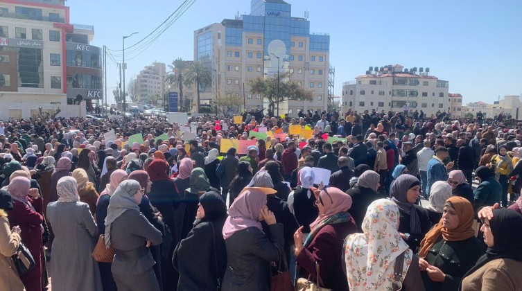 "حراك المعلمين" : الإضراب مستمر والأزمة ازدادت تعقيدًا