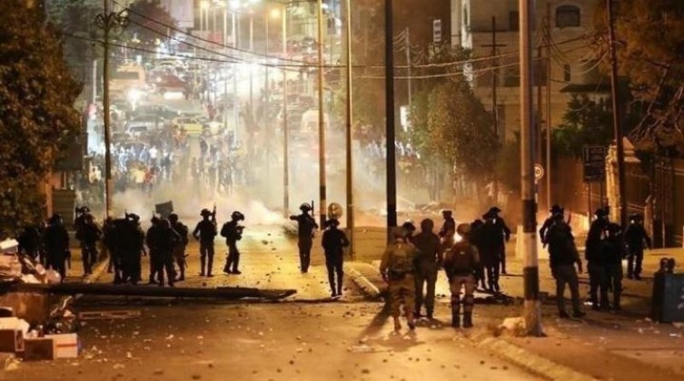 إصابات بالاختناق خلال مواجهات مع الاحتلال جنوب نابلس