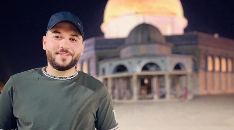 سلطات الاحتلال تطلق سراح شاب مقدسي بشروط مشددة