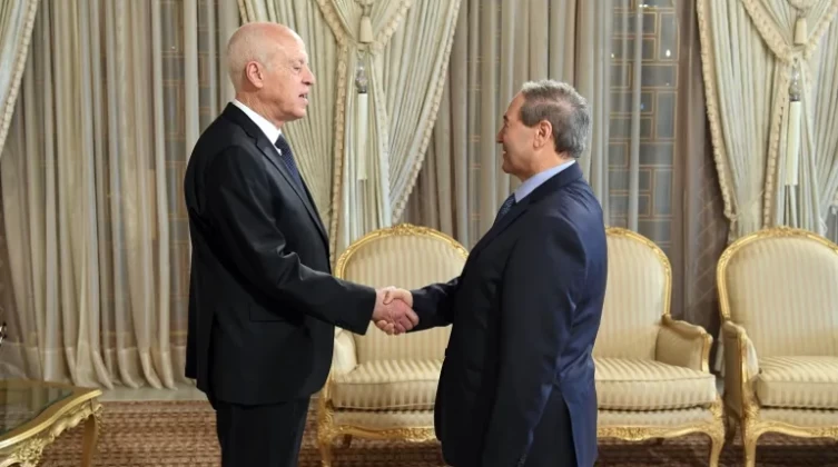 سوريا وتونس تعلنان استئناف التعاون الأمني والاقتصادي