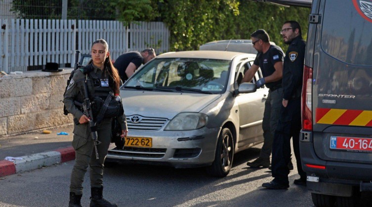 كيف عقبت الفصائل الفلسطينية على عملية الشيخ جراح ؟